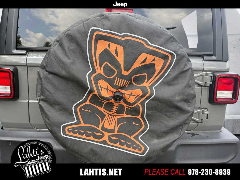 Used 2021 Jeep Wrangler Unlimited Islander image 24