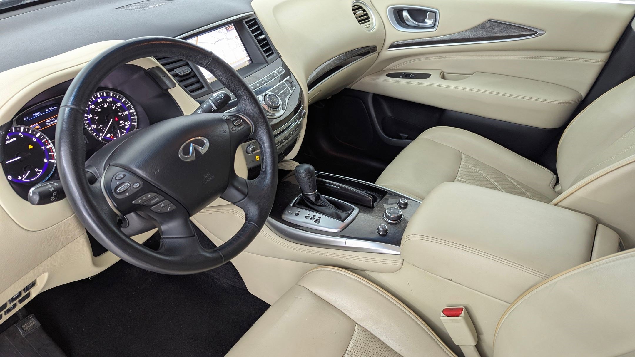 Used 2015 INFINITI QX60 FWD w/ Premium Plus Package image 4