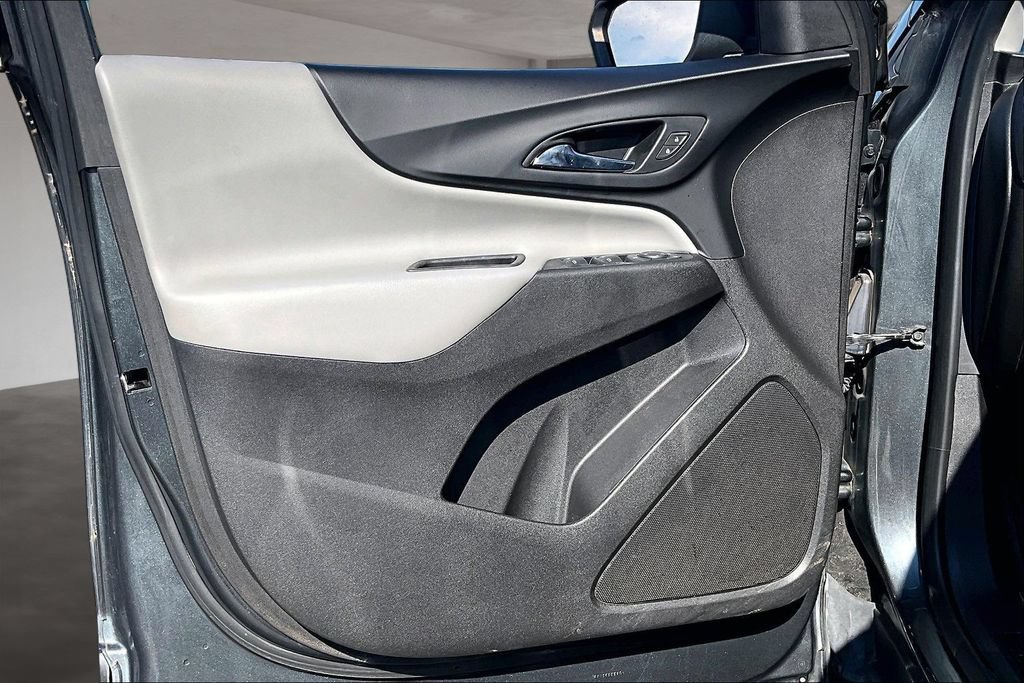 Used 2019 Chevrolet Equinox LS w/ LS Convenience Package FWD image 23