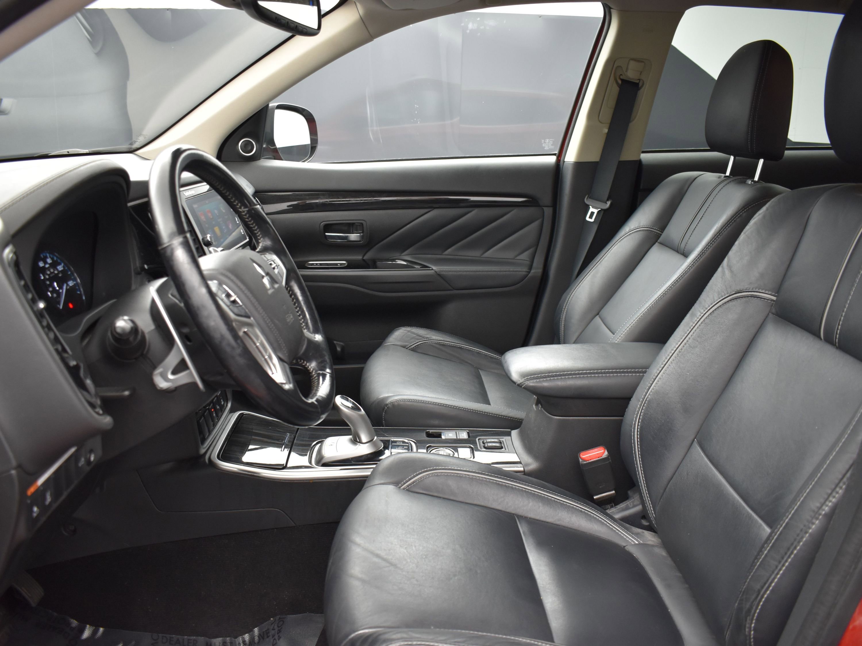 Used 2018 Mitsubishi Outlander GT image 11