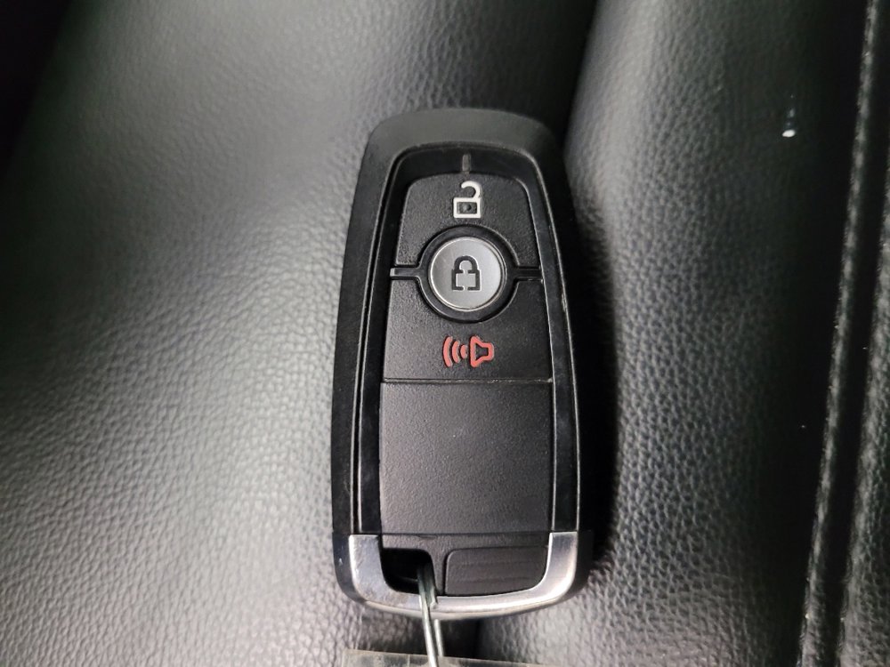 Used 2024 Ford Edge SEL image 32