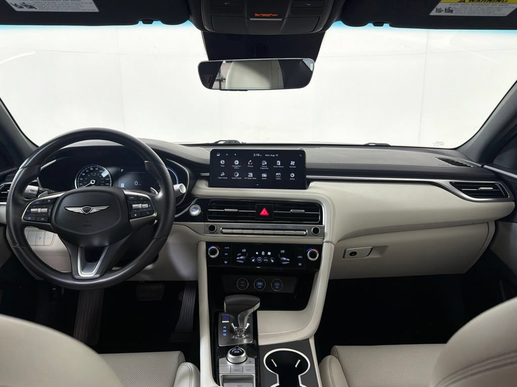 Used 2025 Genesis G70 2.5T RWD image 25