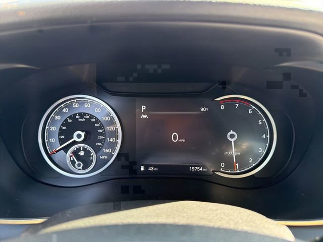 Used 2022 Genesis G70 2.0T AWD/4WD image 21