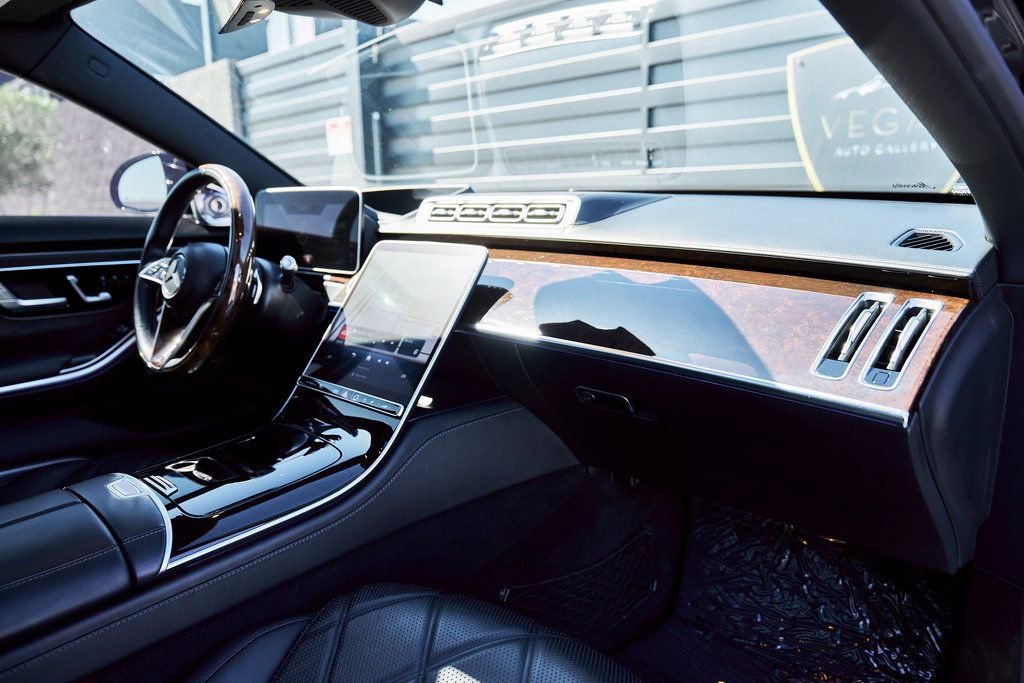 Used 2021 Mercedes-Benz Maybach S 580 4MATIC image 42