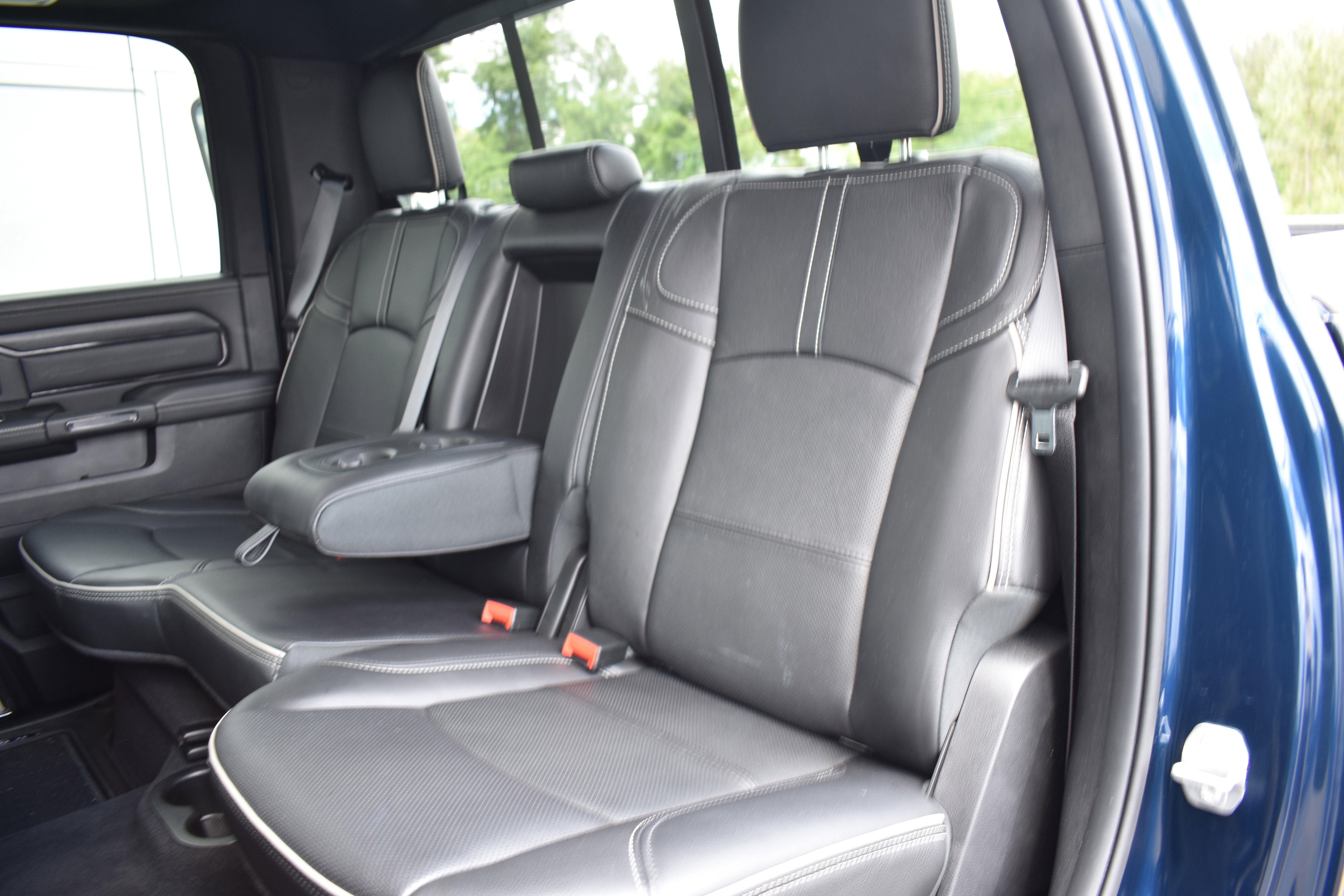 Used 2024 RAM 2500 Limited AWD/4WD image 32