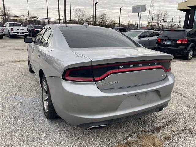 Used 2015 Dodge Charger SXT RWD image 16