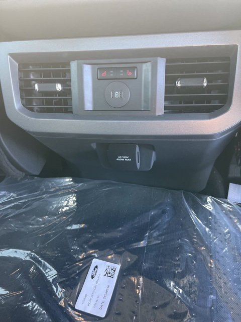 New 2026 Ford F250 Lariat w/ Chrome Package image 28