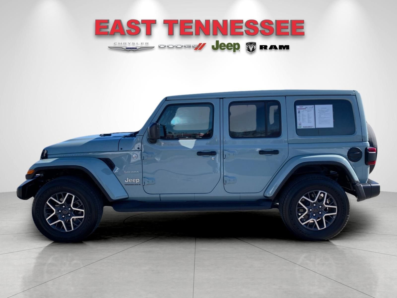 Used 2024 Jeep Wrangler Sahara w/ Technology Group image 6