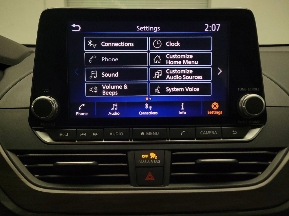 Used 2024 Nissan Altima 2.5 SV image 25