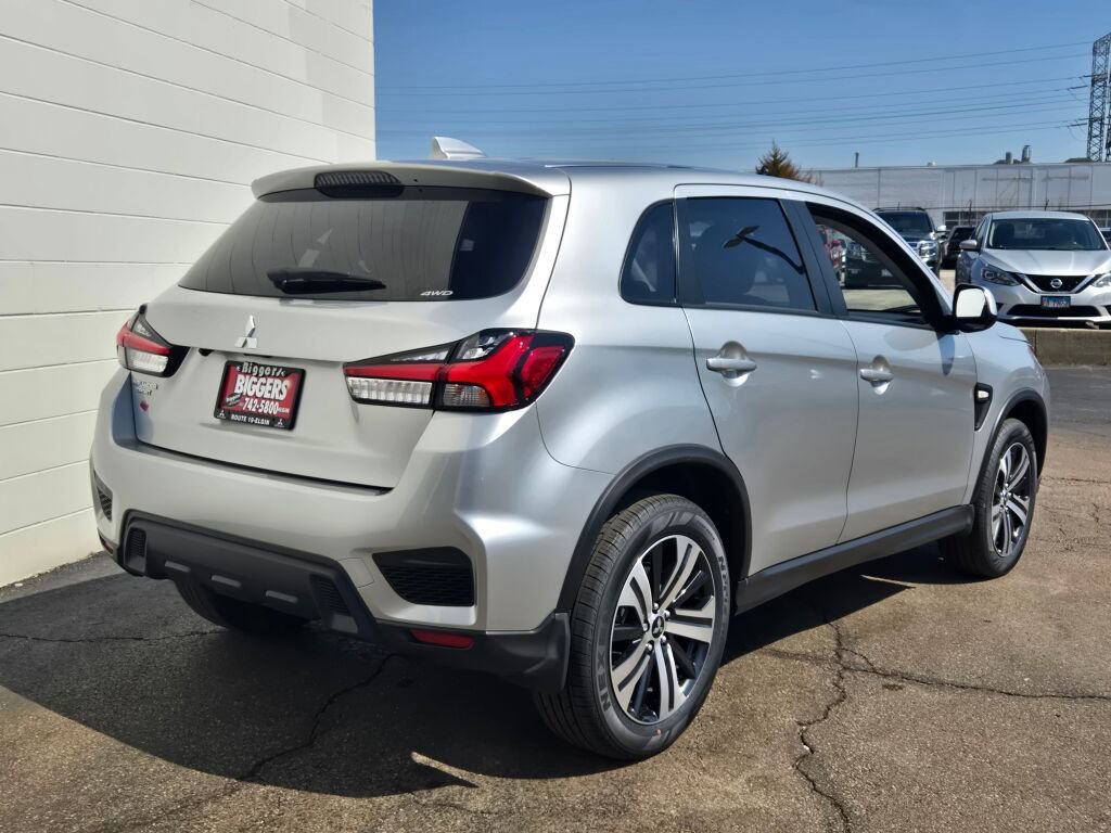 Used 2026 Mitsubishi Outlander Sport ES AWD/4WD image 9