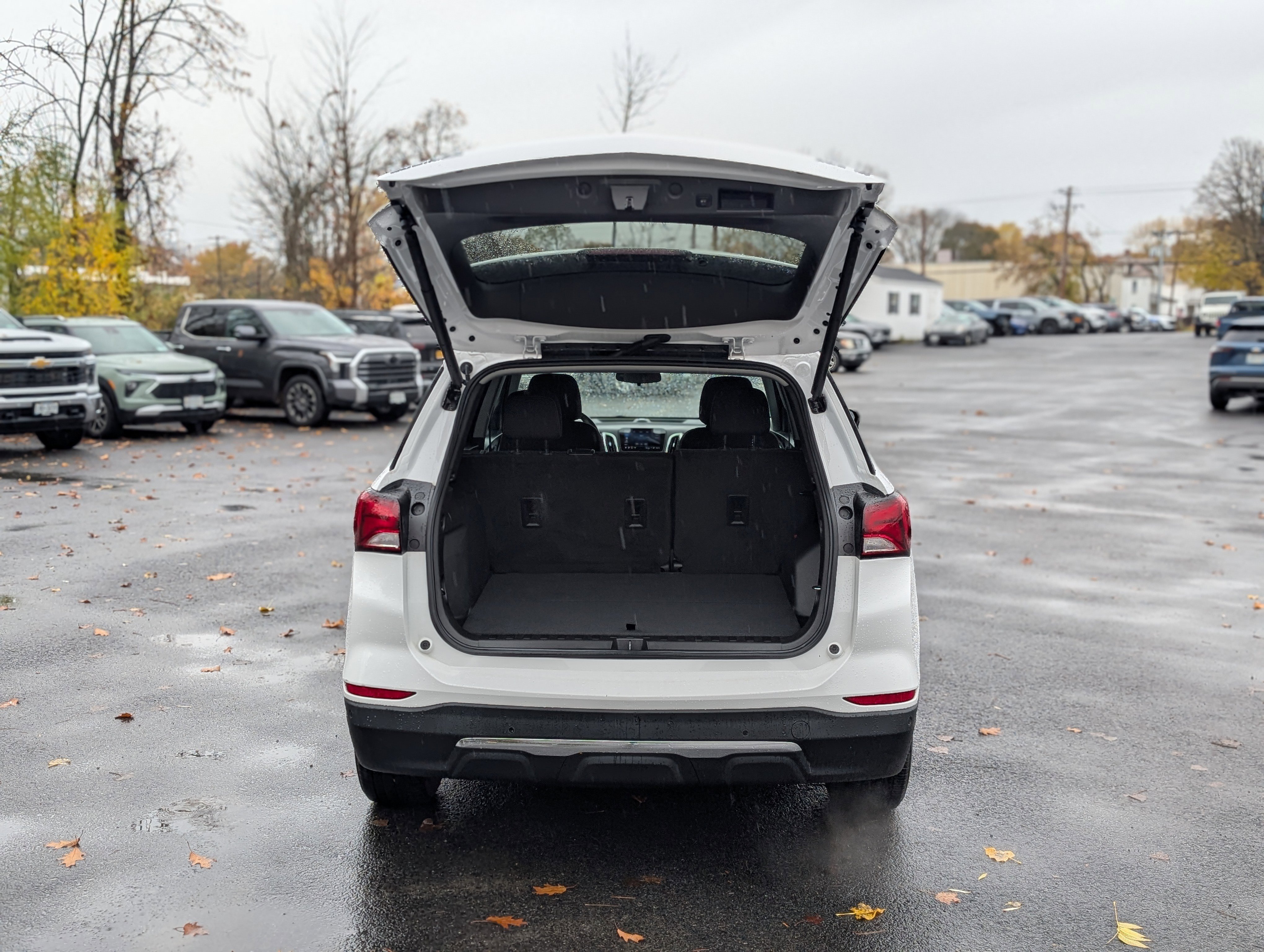 Used 2022 Chevrolet Equinox LT image 35