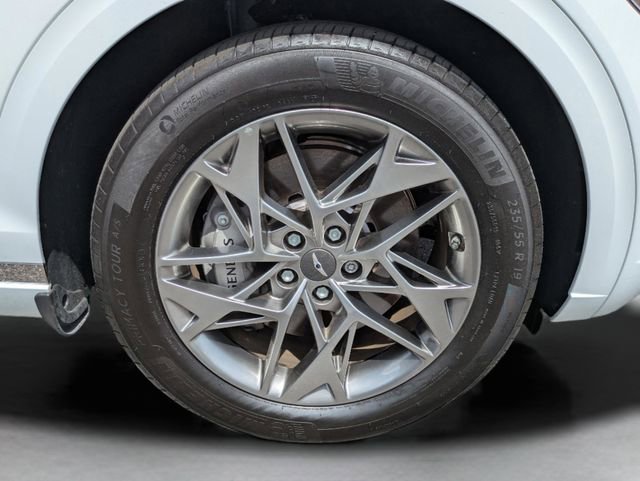 Certified 2025 Genesis GV70 2.5T w/ Advanced Package AWD/4WD image 29