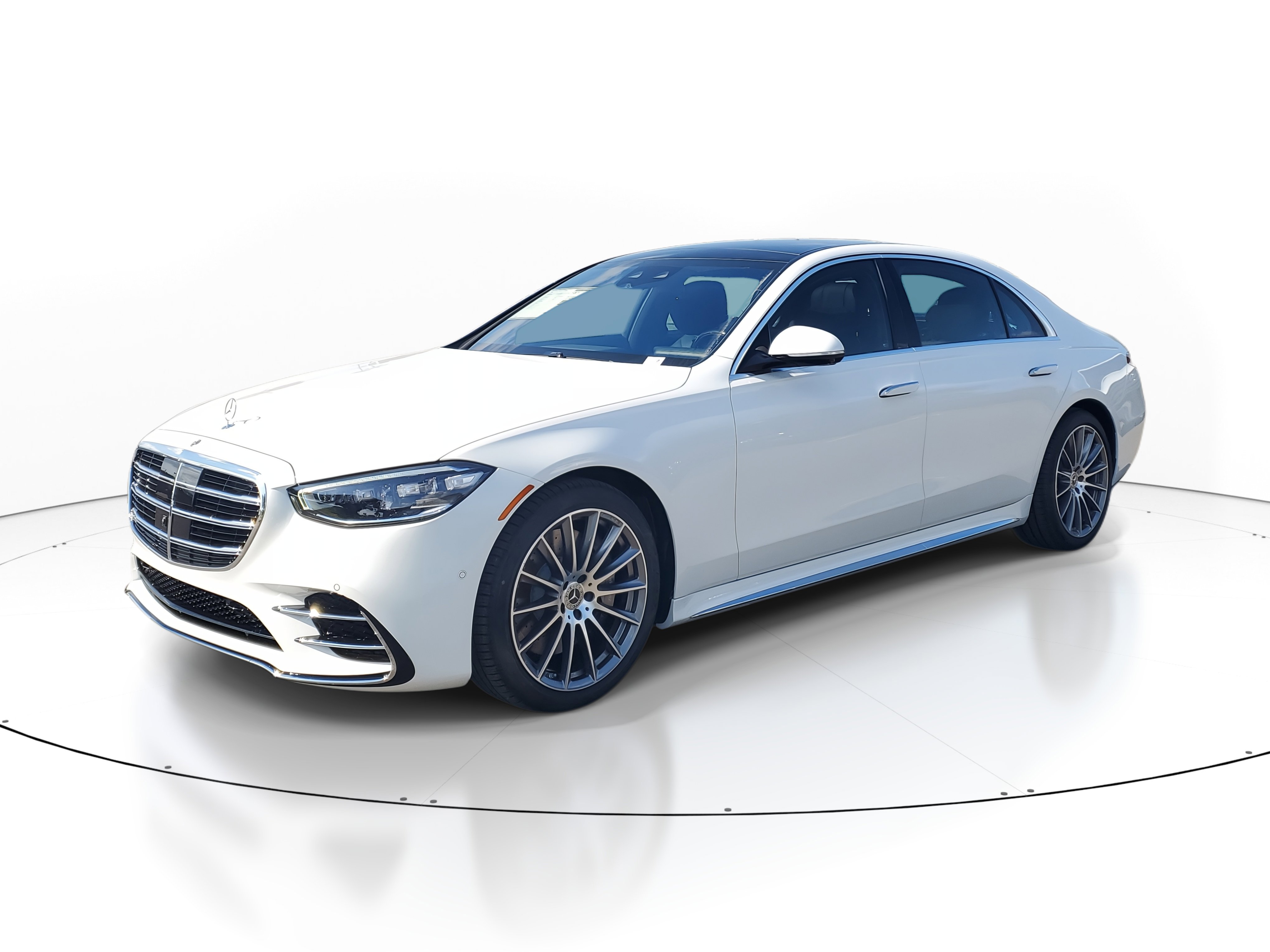 New 2026 Mercedes-Benz S 580 4MATIC Sedan image 2