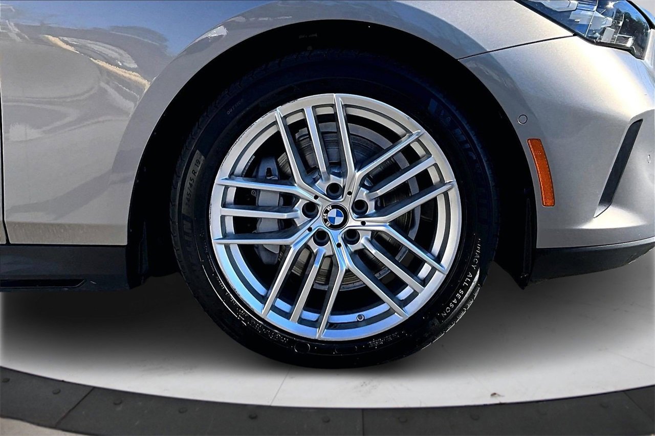 Used 2024 BMW 530i w/ Premium Package image 35