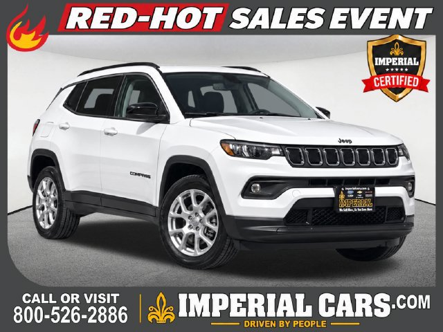 Used 2022 Jeep Compass Latitude w/ Sun and Sound Group AWD/4WD image 1