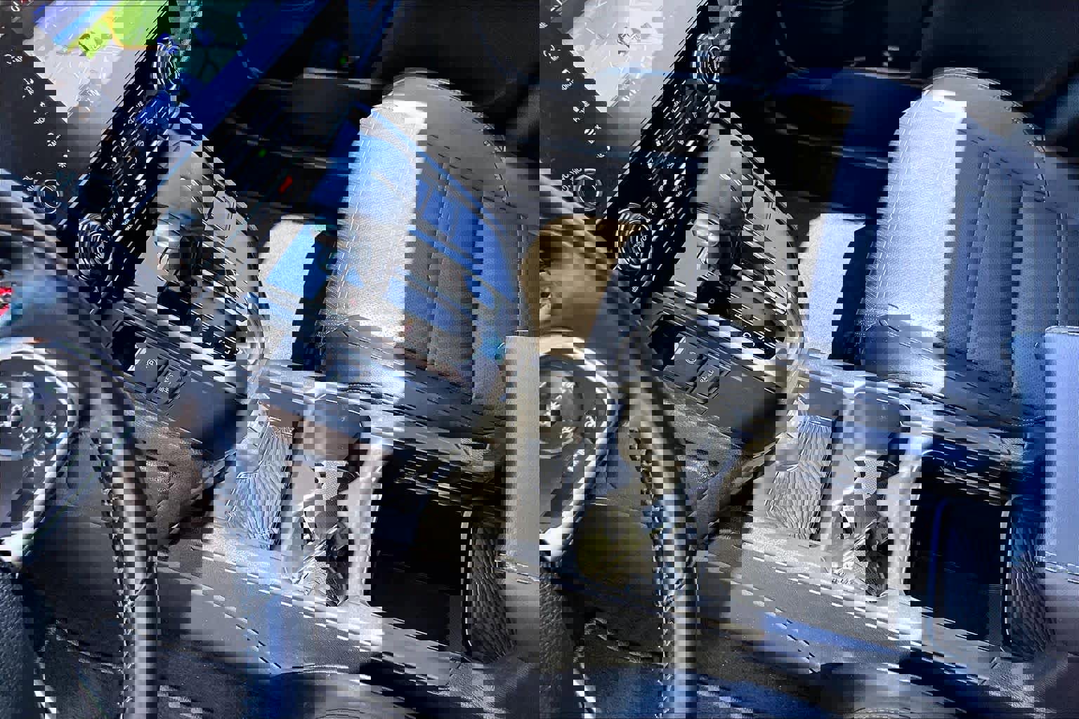 Used 2018 Honda CR-V Touring image 17