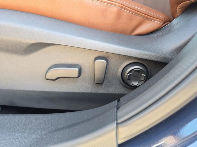 Certified 2025 Subaru Outback Touring image 15