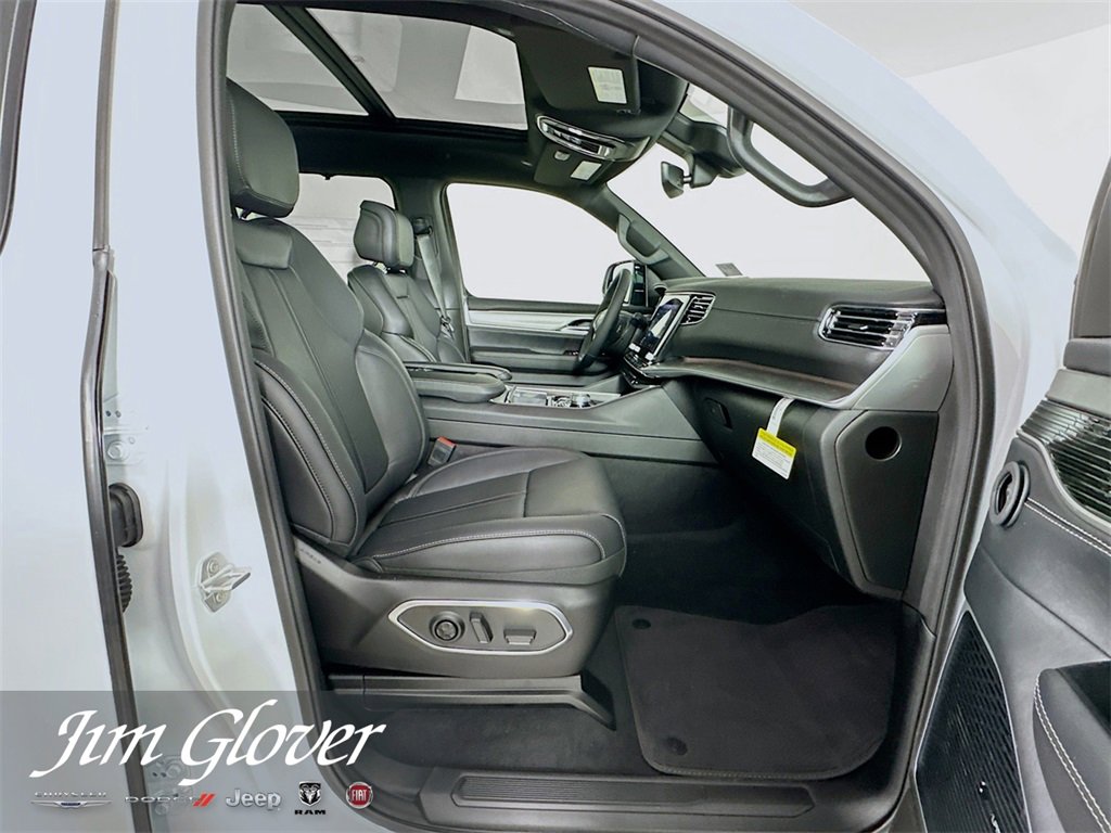 New 2025 Jeep Wagoneer Series II w/ Convenience Group I image 21