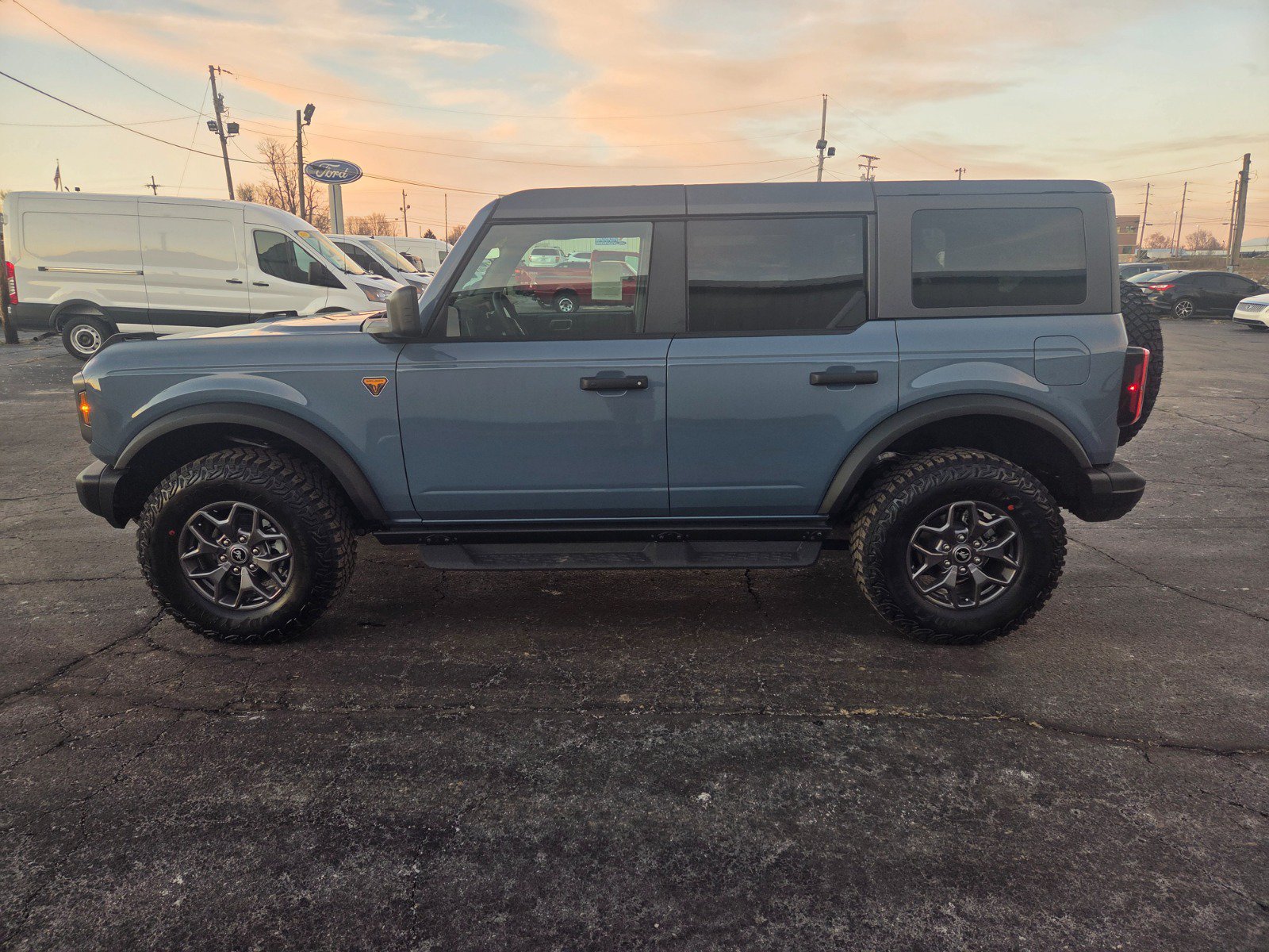 New 2025 Ford Bronco Badlands AWD/4WD image 8