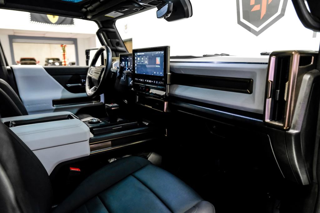 Used 2025 GMC Hummer EV 2X AWD/4WD image 15