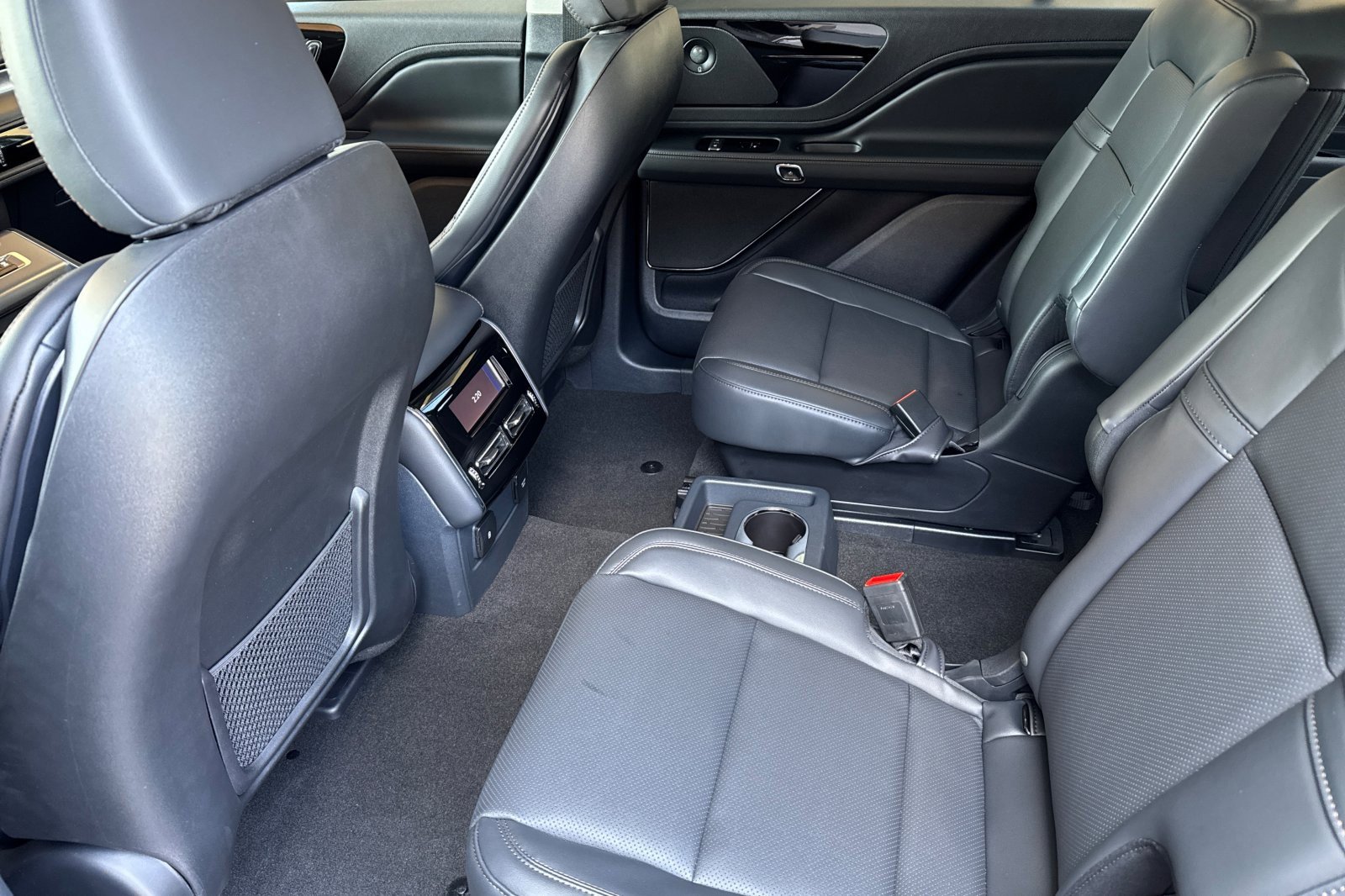 New 2025 Lincoln Aviator 2WD w/ Equipment Group 101A image 10