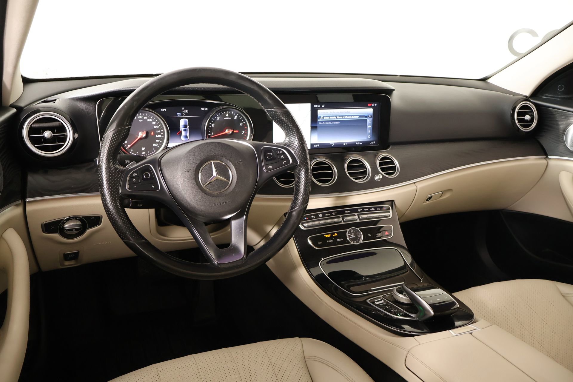 Used 2017 Mercedes-Benz E 300 4MATIC image 2