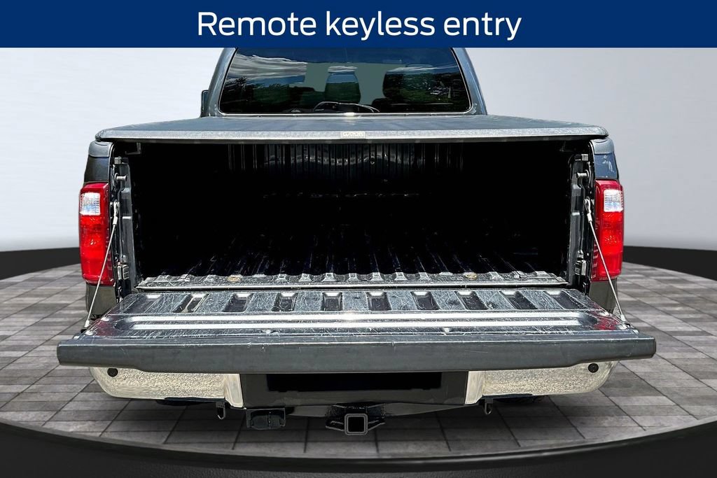 Used 2016 Ford F250 XLT w/ XLT Premium Package AWD/4WD image 7