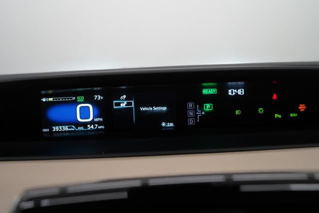 Used 2020 Toyota Prius XLE AWD/4WD image 24