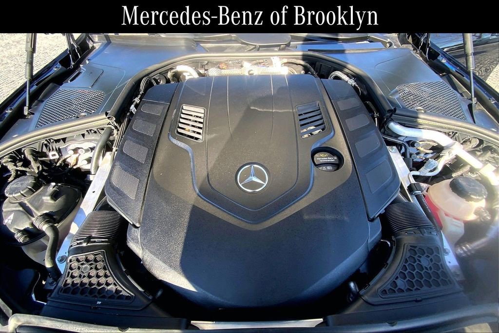 Used 2025 Mercedes-Benz Maybach S 580 4MATIC image 16