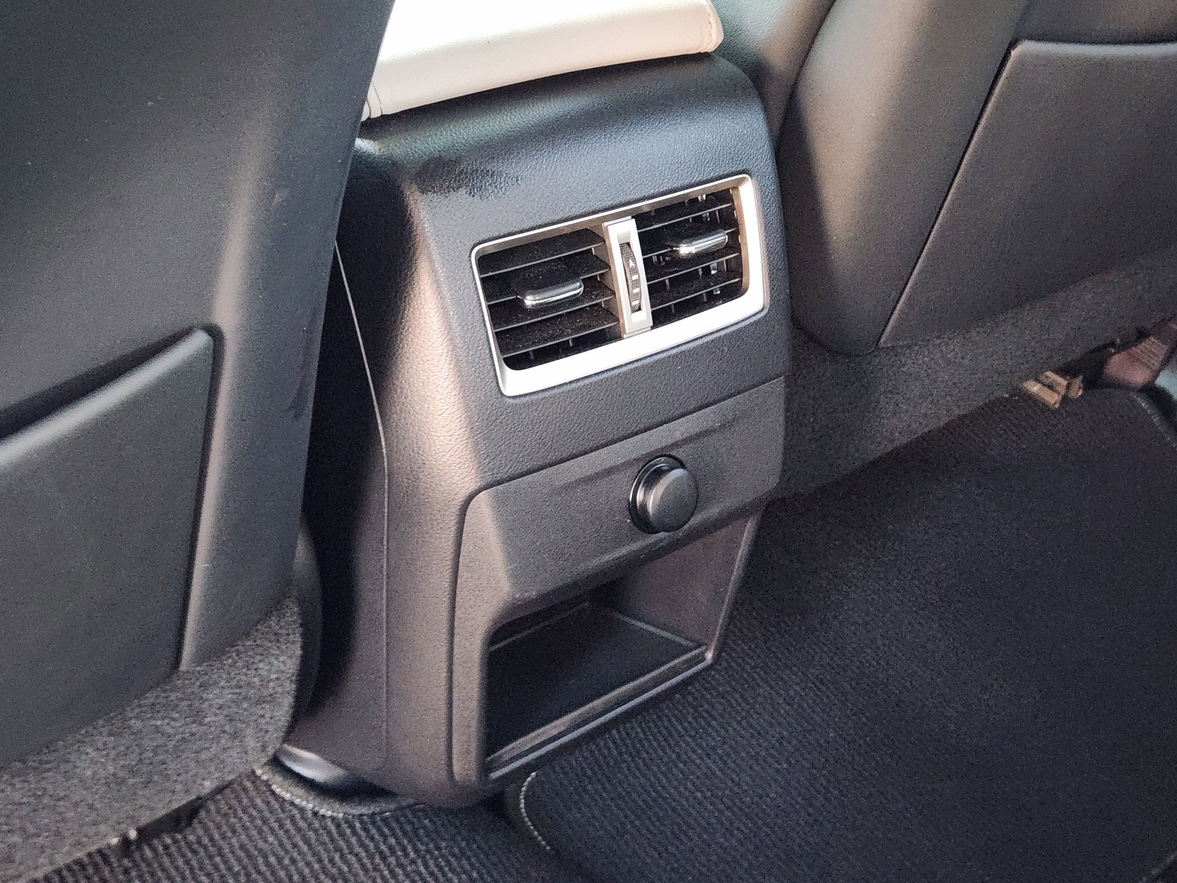 Used 2019 Lexus RX 350L FWD image 40