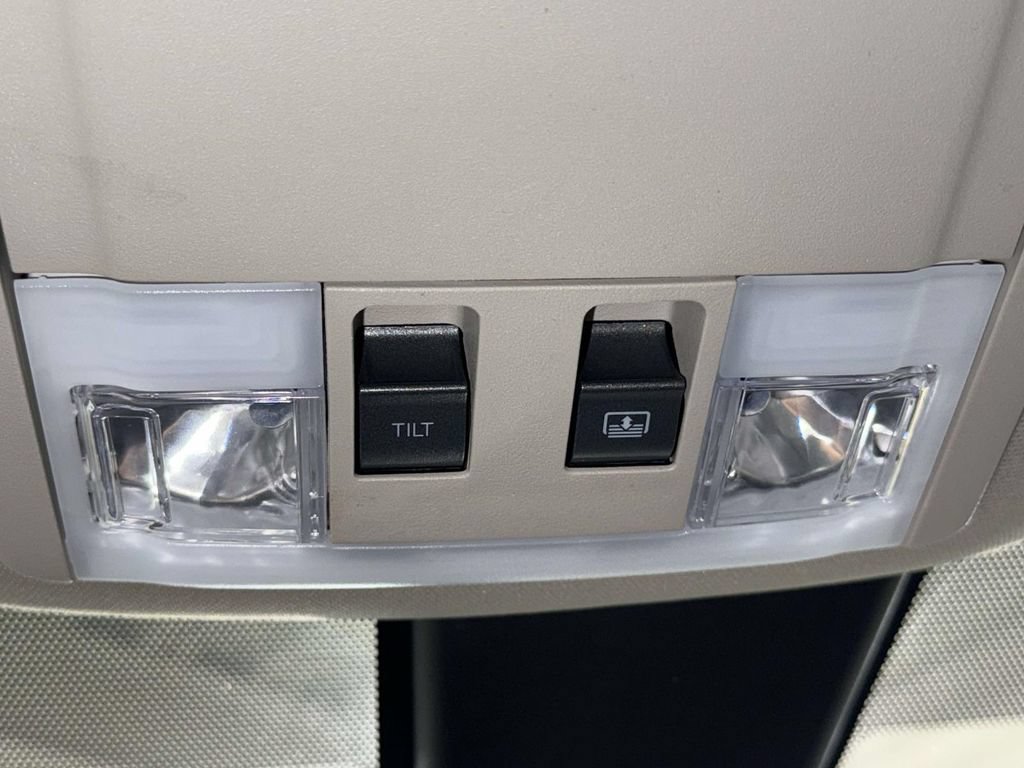 Used 2014 Lincoln MKX AWD w/ Equipment Group 102A image 26