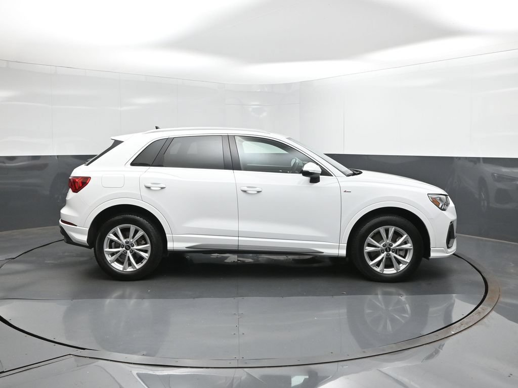 Used 2025 Audi Q3 2.0T Premium AWD/4WD image 11