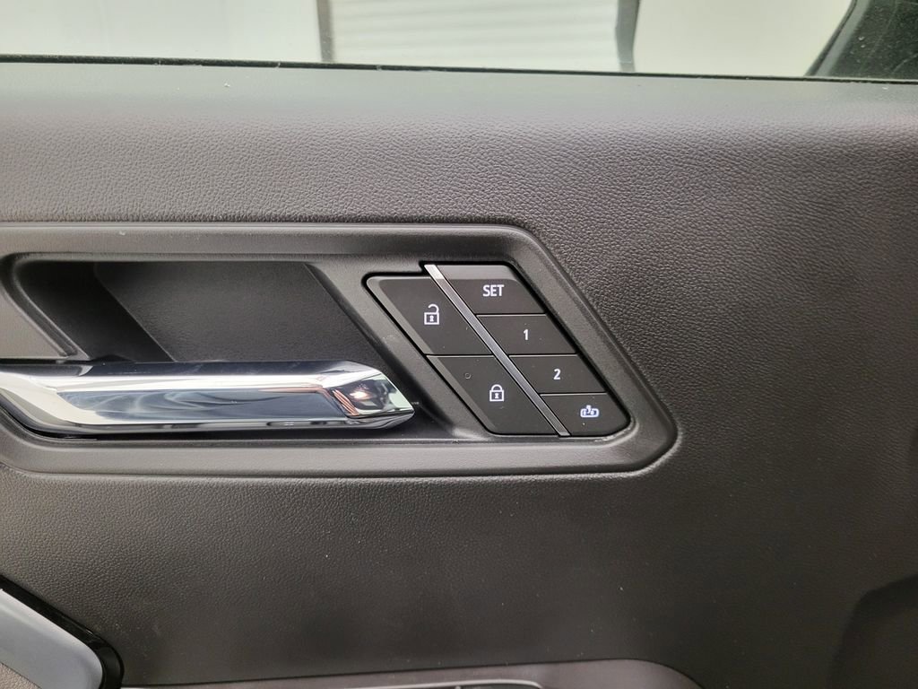 New 2026 Chevrolet Colorado ZR2 w/ Technology Package image 2