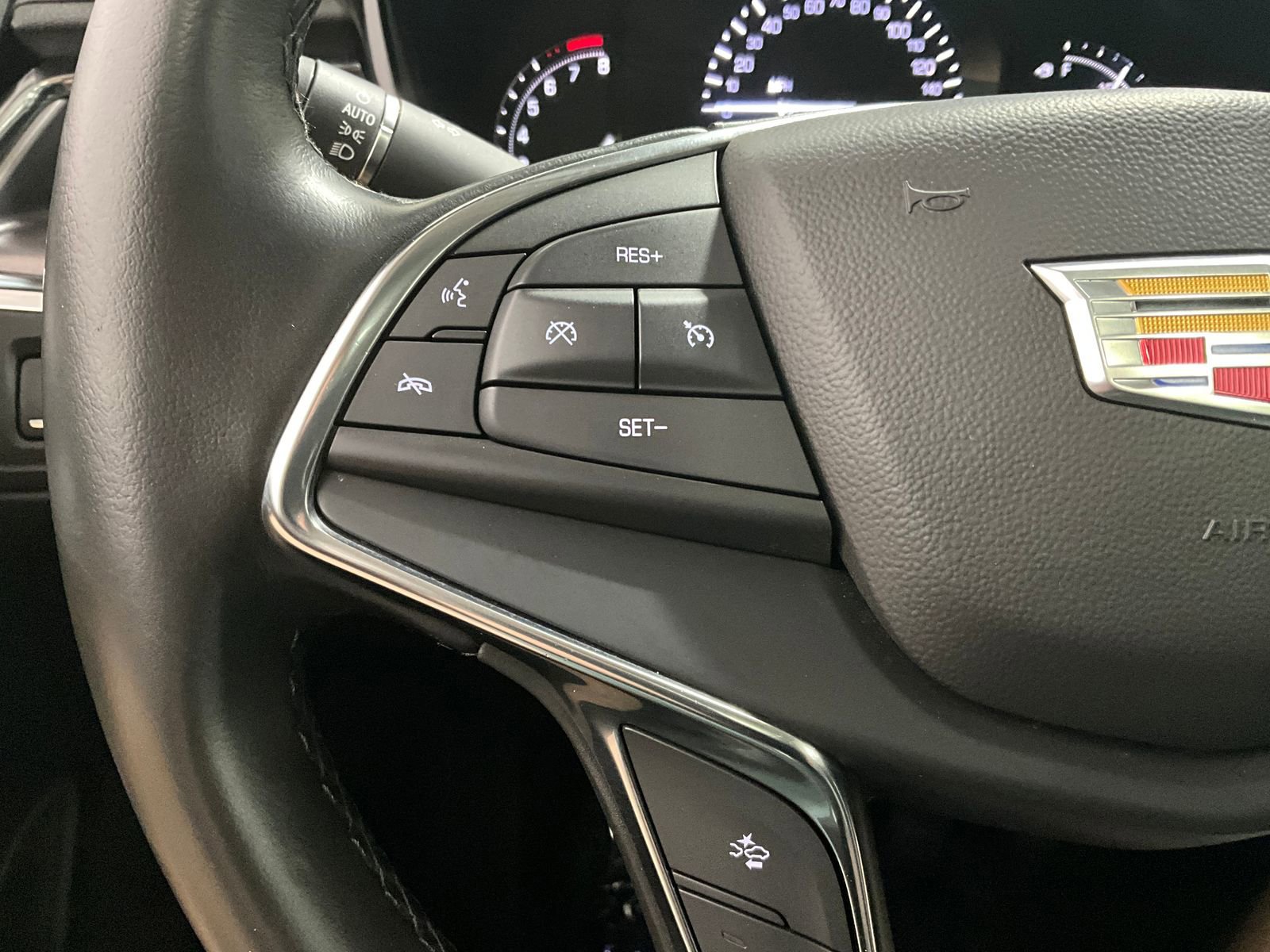 Used 2019 Cadillac XT5 Luxury image 18