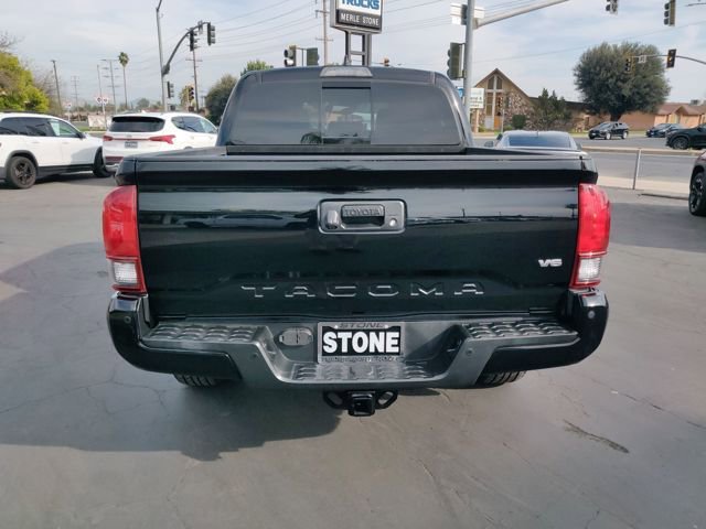 Used 2019 Toyota Tacoma TRD Sport w/ TRD Premium Sport Package image 7