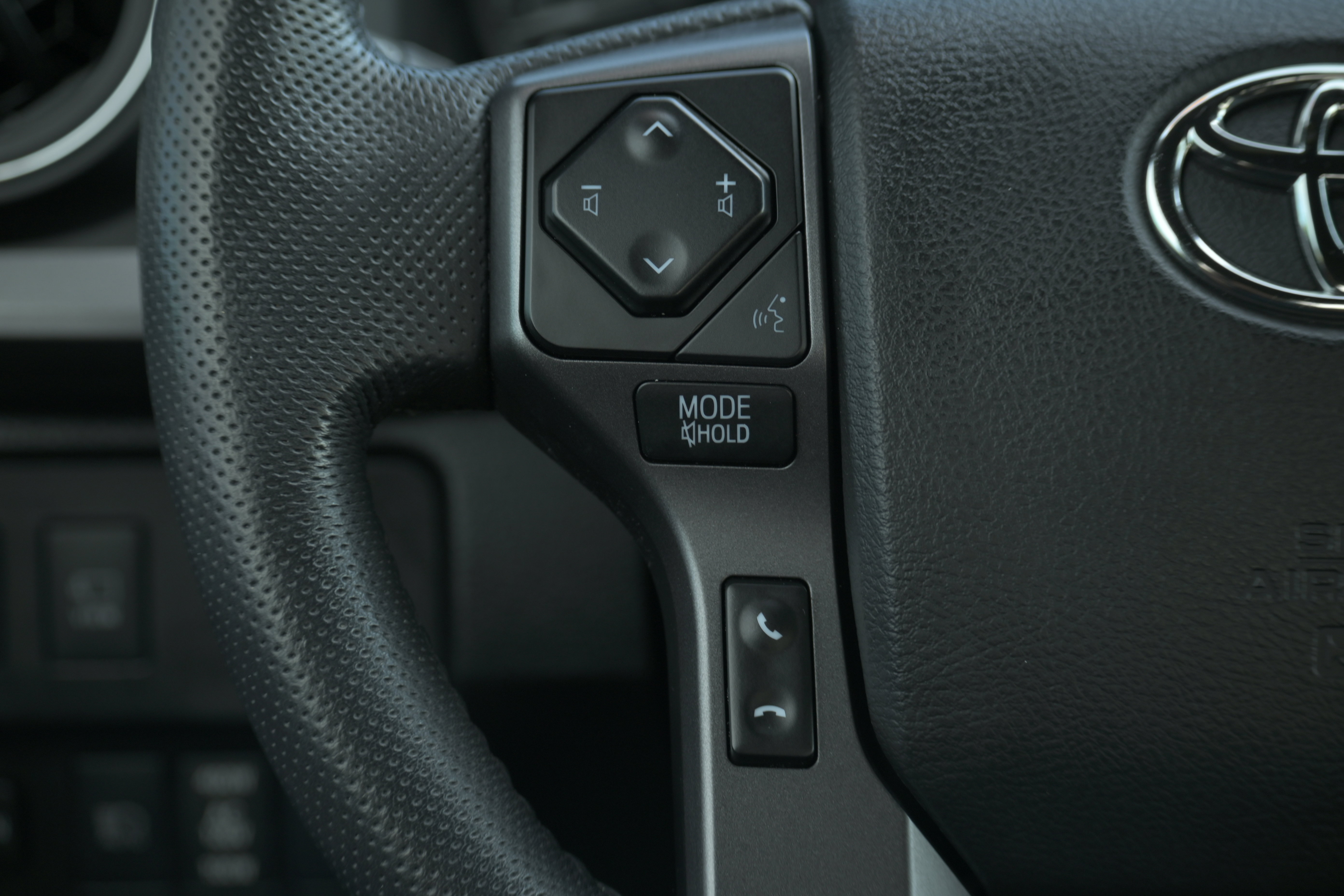 Used 2023 Toyota Tacoma TRD Off-Road w/ TRD Premium Off Road Package image 22