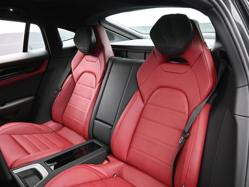 Certified 2024 Porsche Panamera 4 image 24