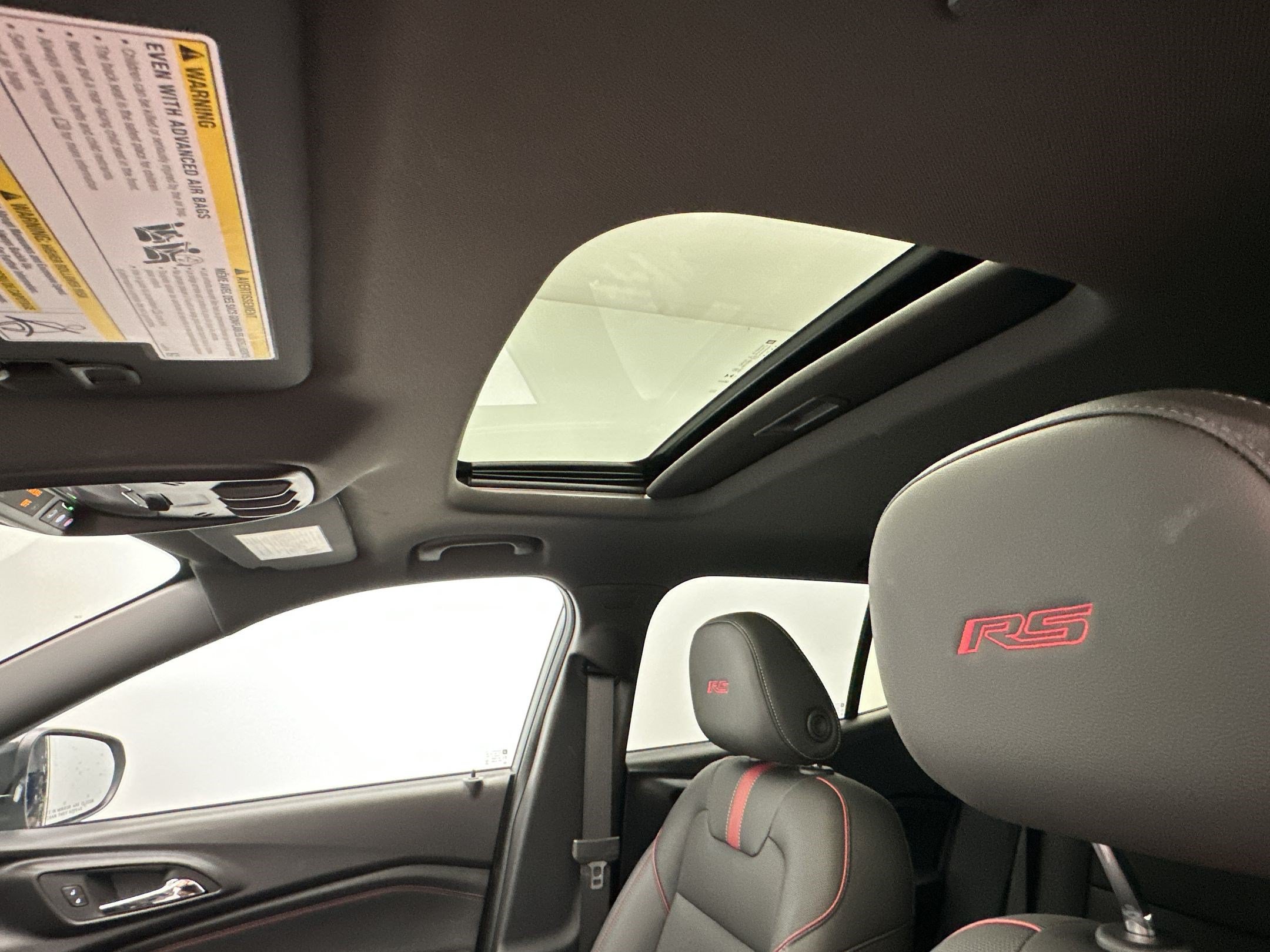 Certified 2026 Chevrolet Trax RS w/ Sunroof Package FWD image 24