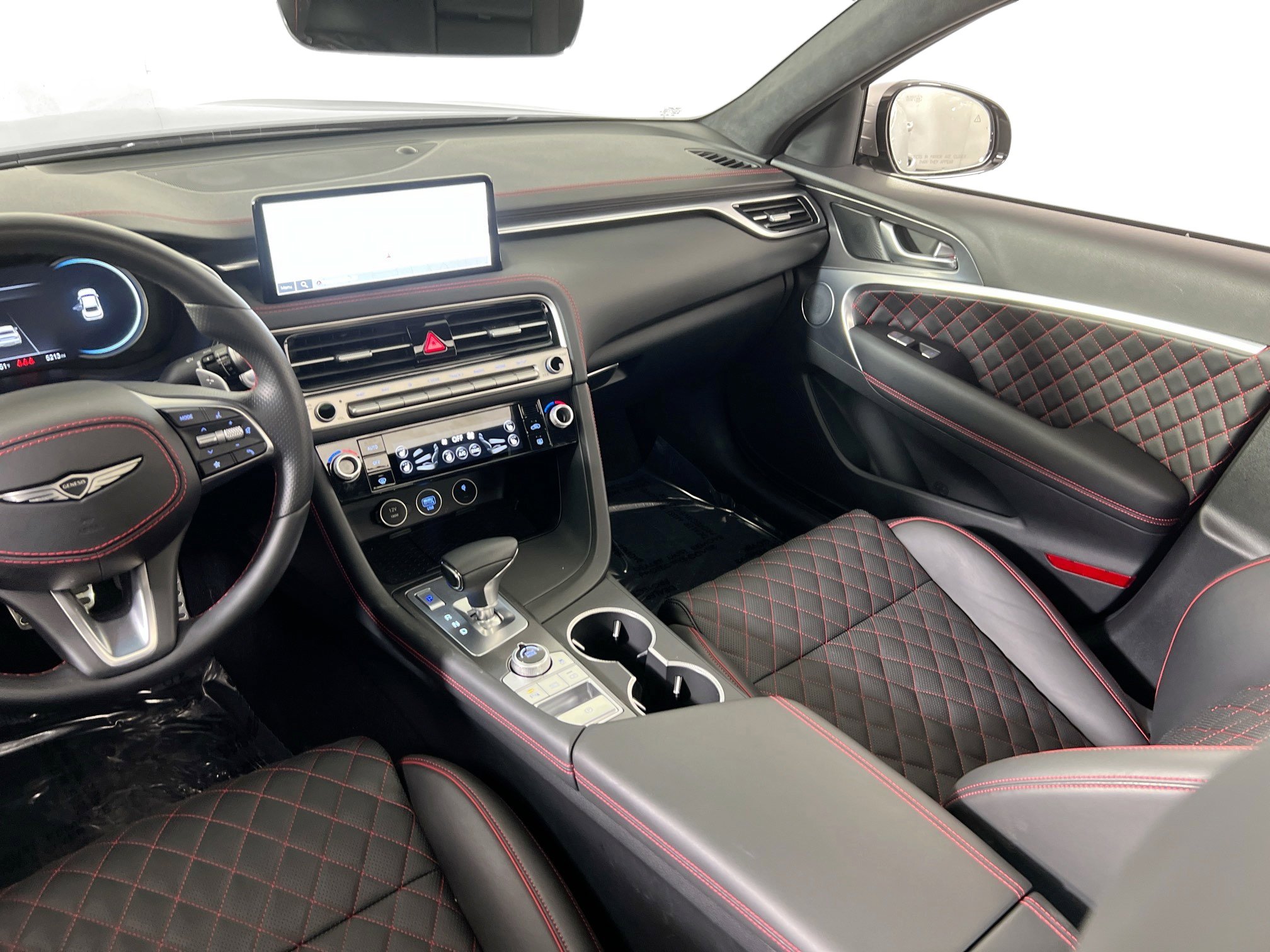 Used 2025 Genesis G70 3.3T Advanced w/ Sport Prestige Package image 24