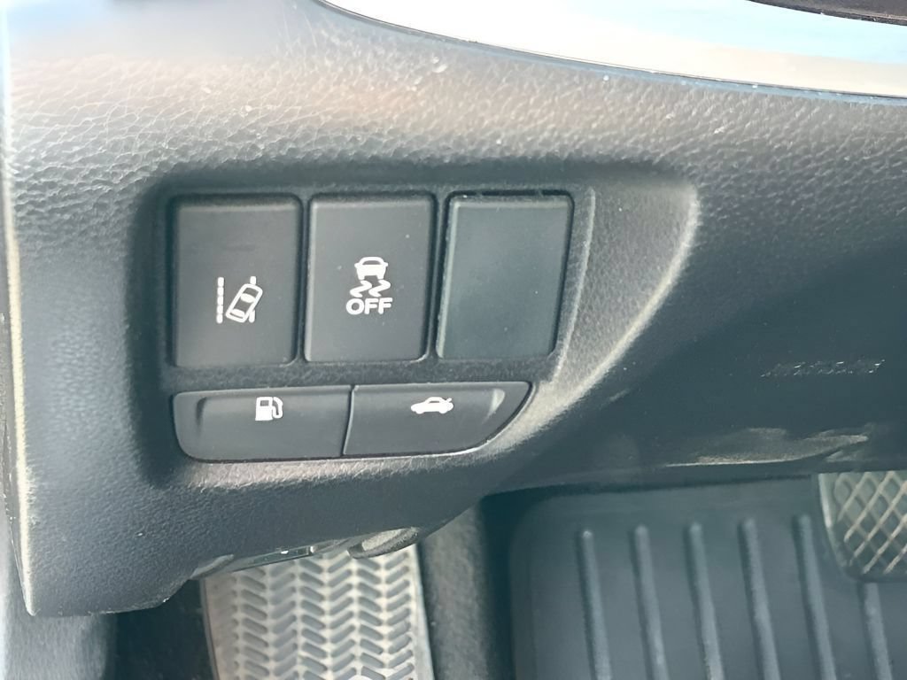 Used 2017 Acura TLX w/ Technology Package FWD image 19