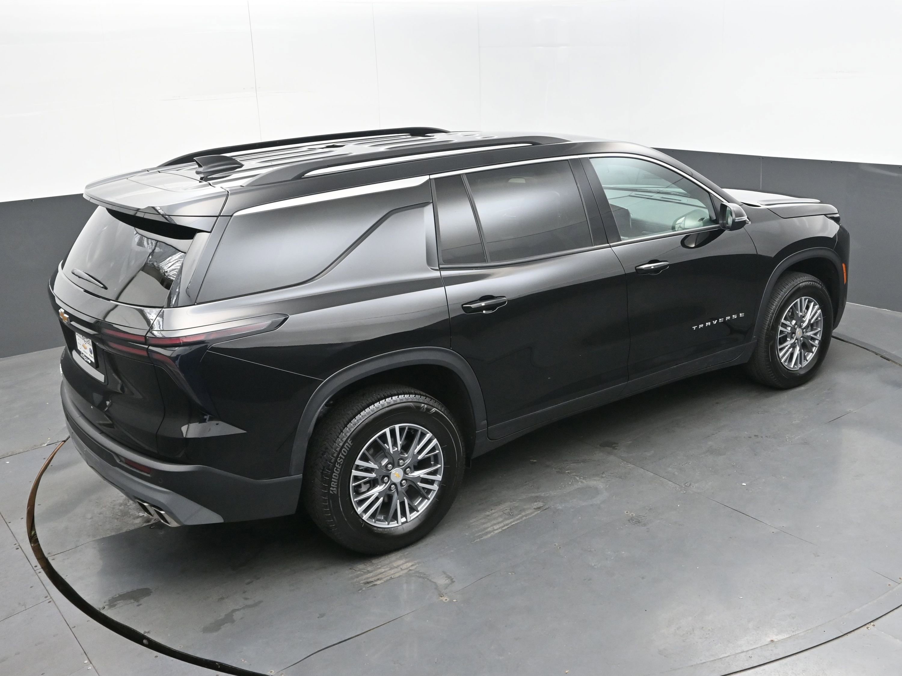 Certified 2025 Chevrolet Traverse LT image 38