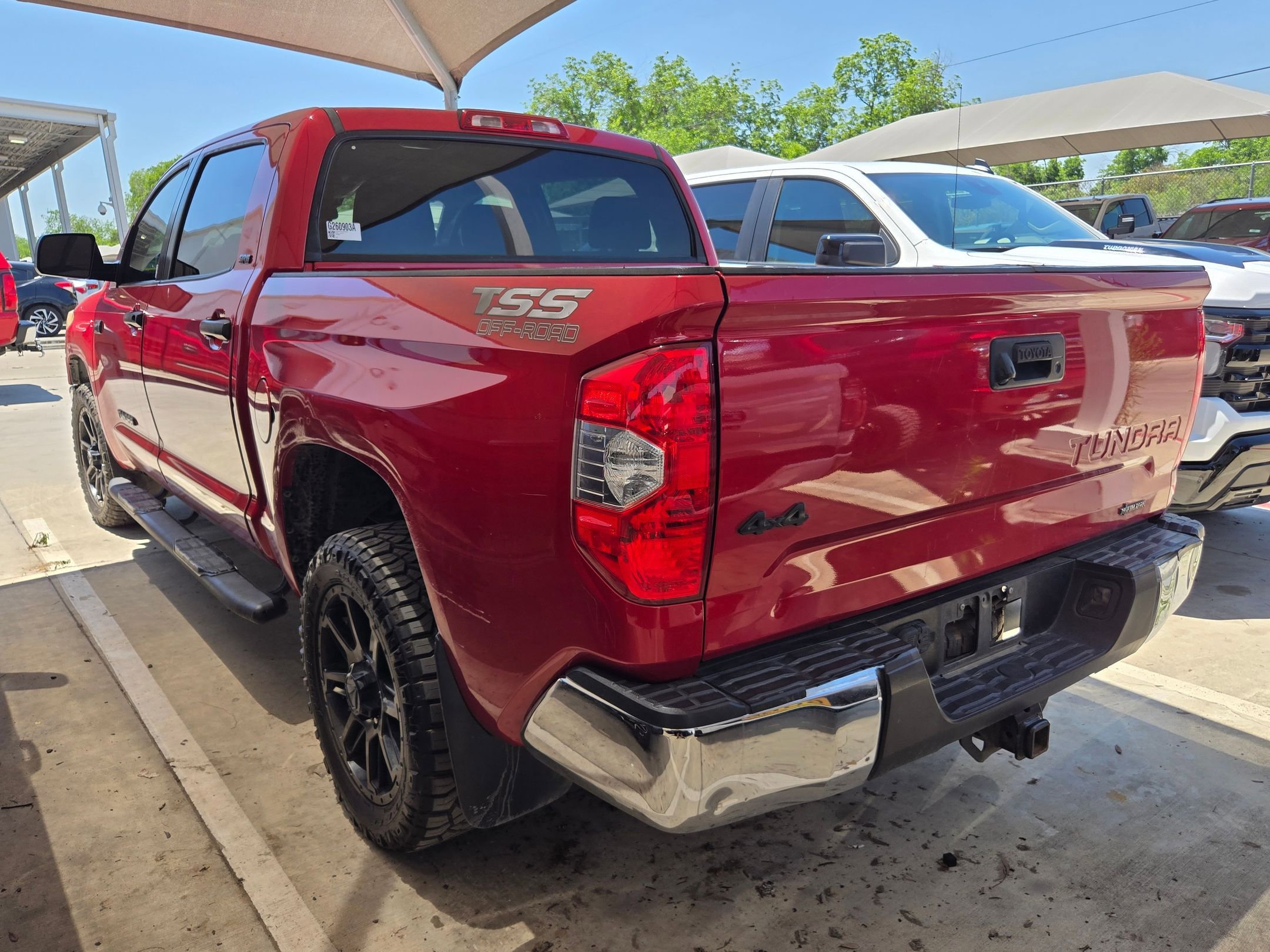 Used 2020 Toyota Tundra SR5 w/ SR5 Upgrade Package AWD/4WD image 6