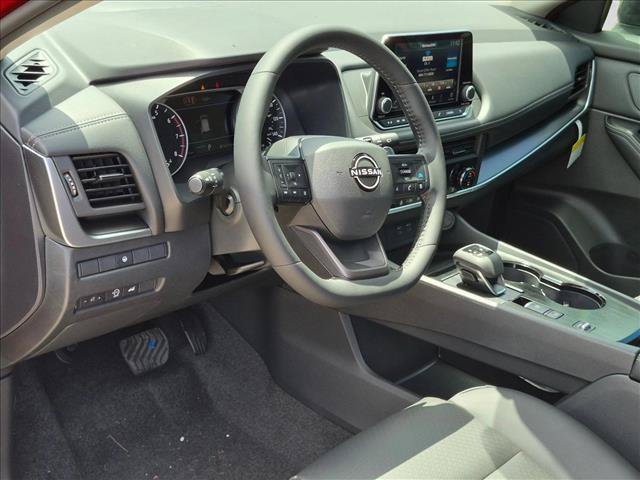 New 2026 Nissan Rogue Dark Armor FWD image 3