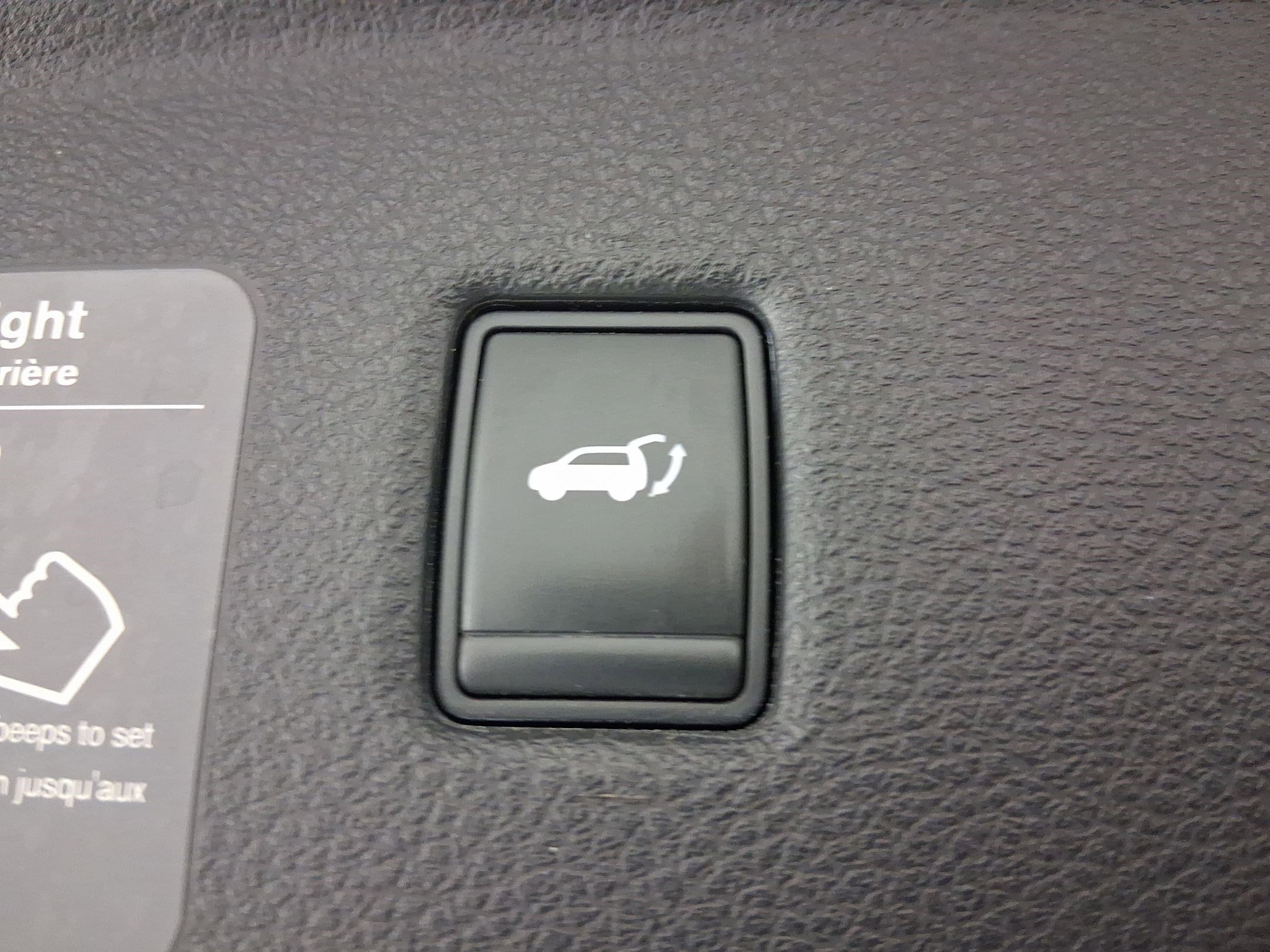 Used 2021 INFINITI QX50 Luxe w/ Appearance Package image 28