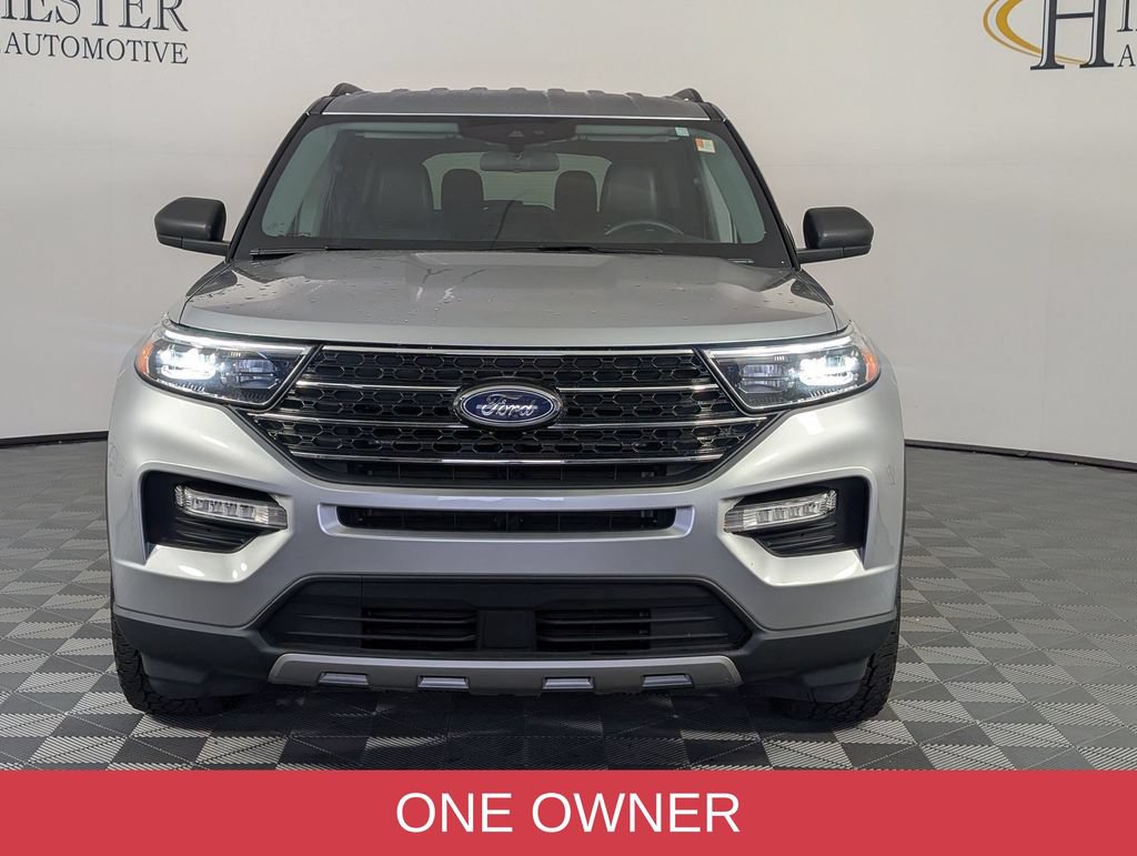 Used 2023 Ford Explorer XLT w/ Equipment Group 202A AWD/4WD image 3