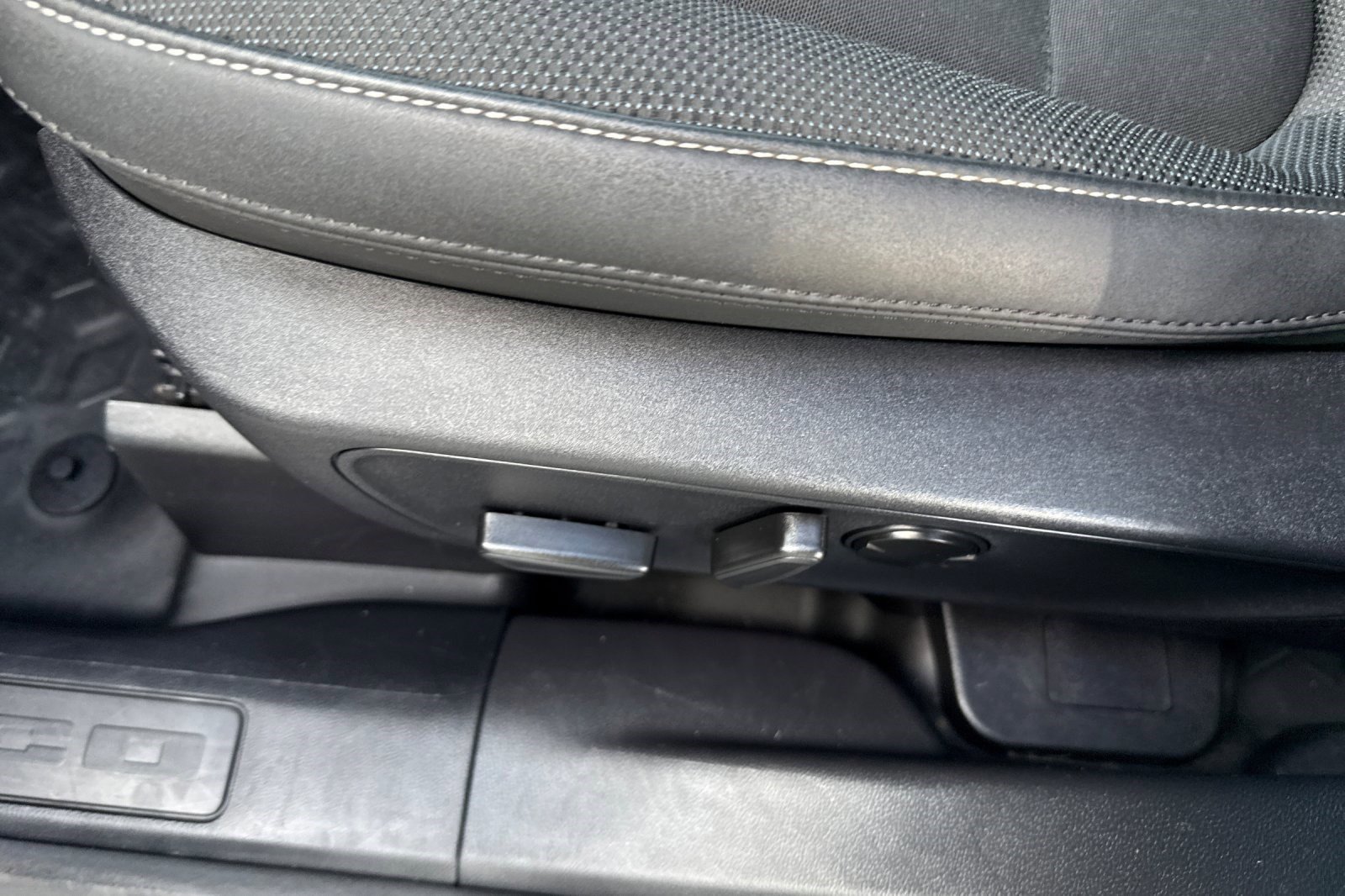 Used 2023 Ford Bronco Sport Badlands image 14