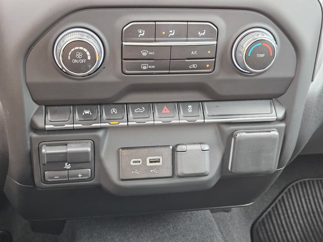 Used 2025 Chevrolet Silverado 1500 Custom AWD/4WD image 23
