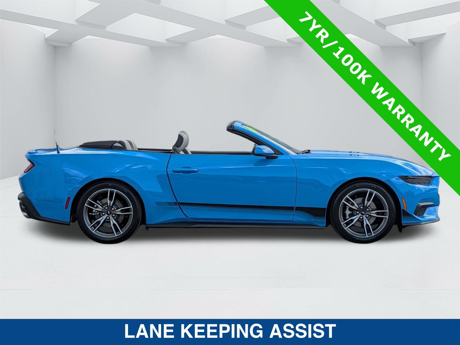 Used 2025 Ford Mustang Premium w/ Wheel & Stripe Package RWD image 4