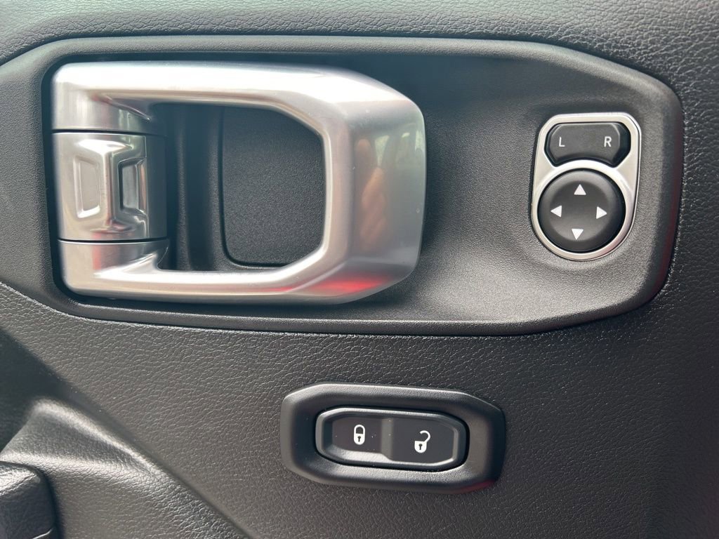 Used 2024 Jeep Wrangler Sport S image 18