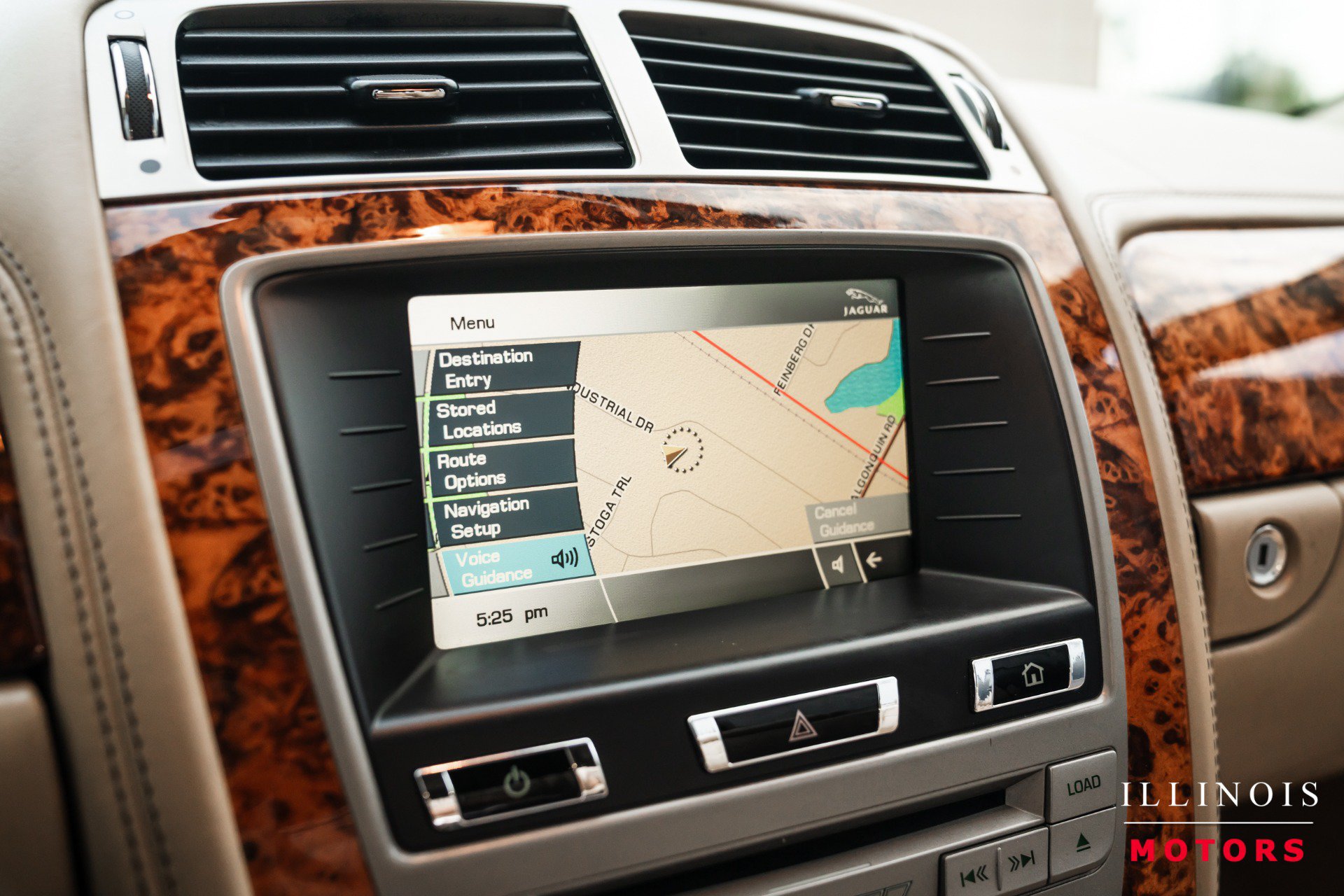 Used 2010 Jaguar XK Convertible RWD image 23